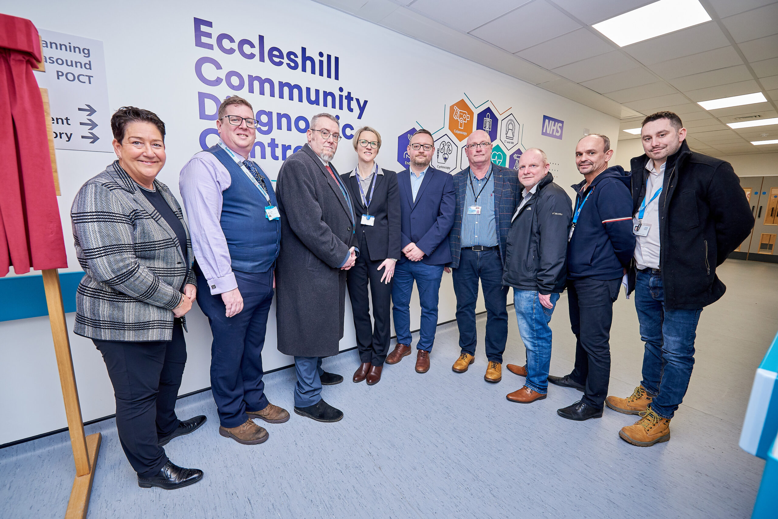 Group picture in front of the Eccleshill CDC entrance
